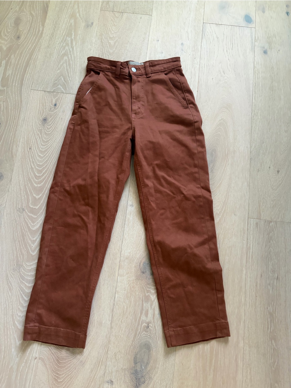 Everlane Women’s Chino in Rust Brown
